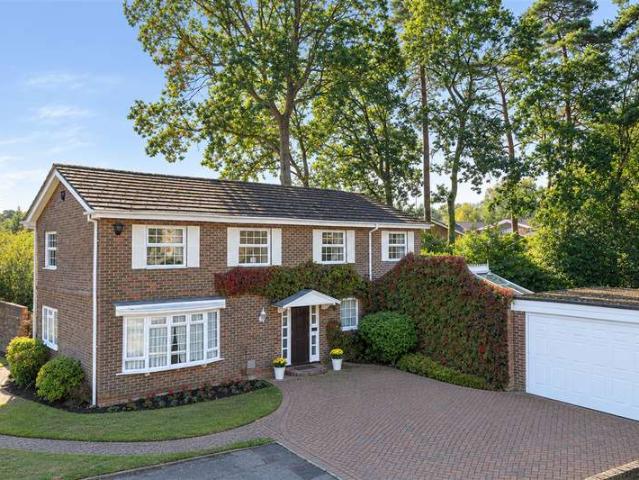 4 Bedroom Detached House