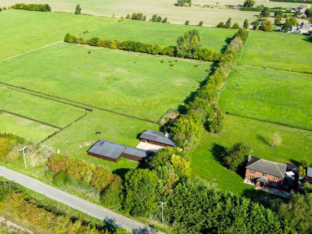 4 Bedroom Detached House