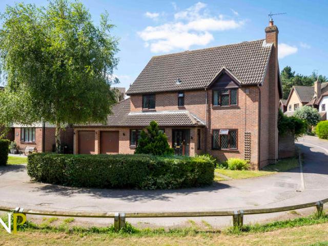 4 Bedroom Detached House