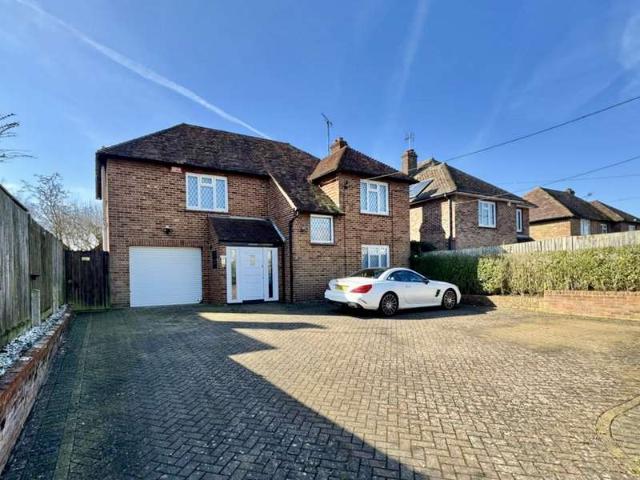 4 Bedroom Detached House