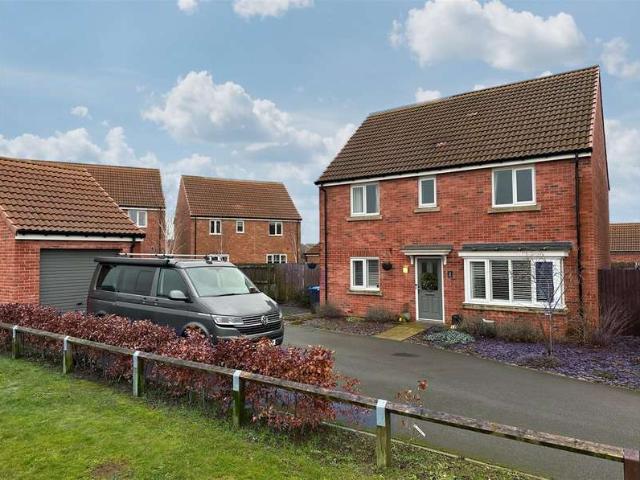 4 Bedroom Detached House
