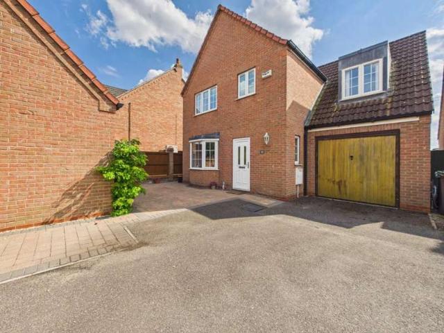 4 Bedroom Detached House