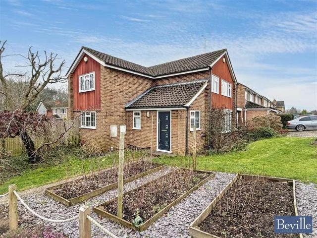 4 Bedroom Detached House