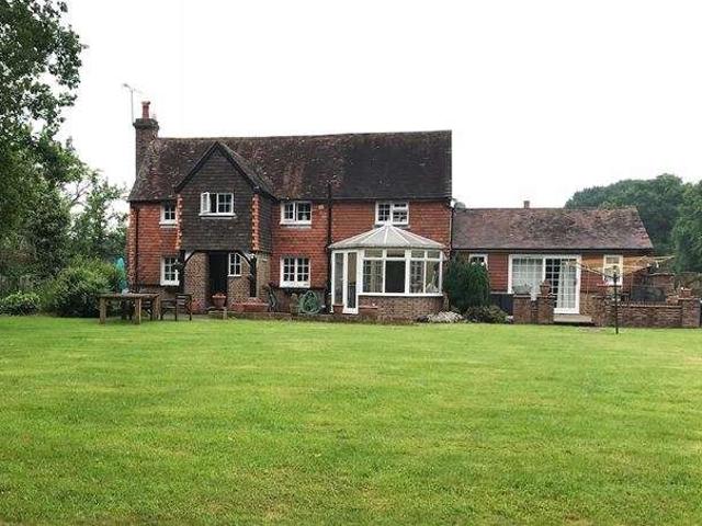 4 Bedroom Detached House