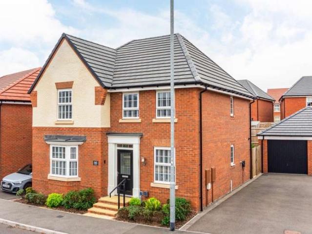 4 Bedroom Detached House
