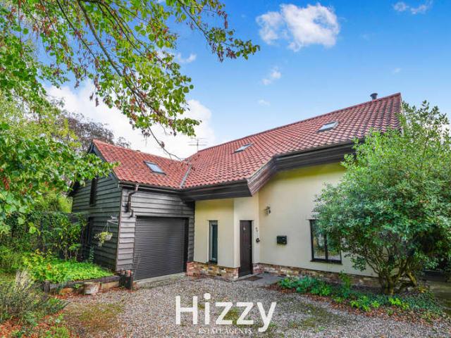 4 Bedroom Detached House