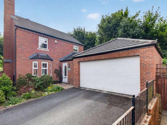 4 Bedroom Detached House