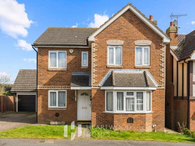 4 Bedroom Detached House
