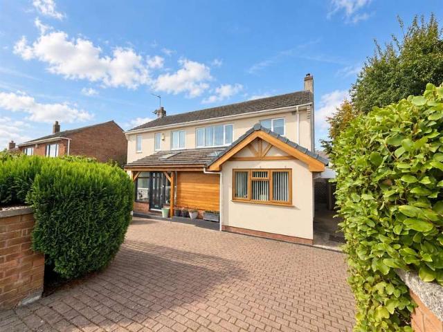 4 Bedroom Detached House