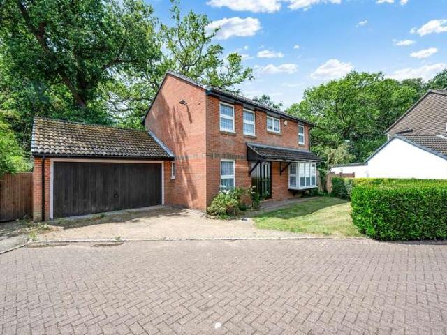 4 Bedroom Detached House