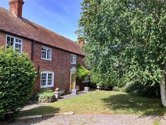 4 Bedroom Detached House