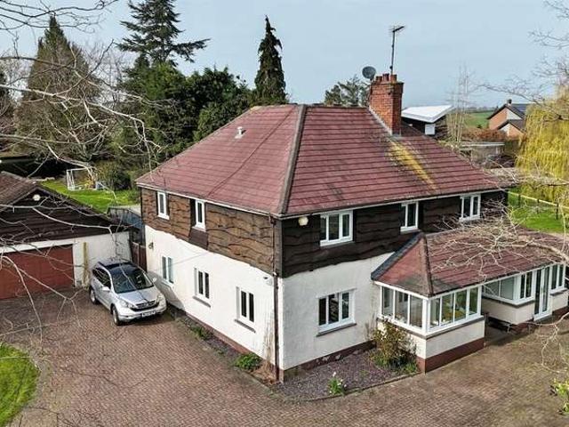 4 Bedroom Detached House