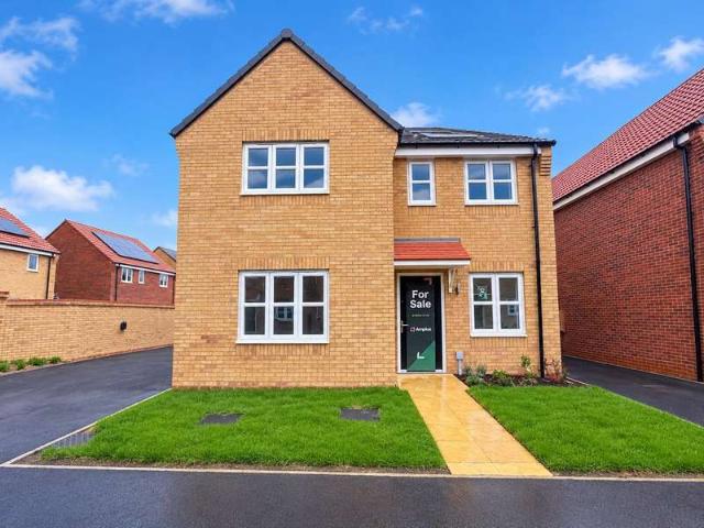 4 Bedroom Detached House