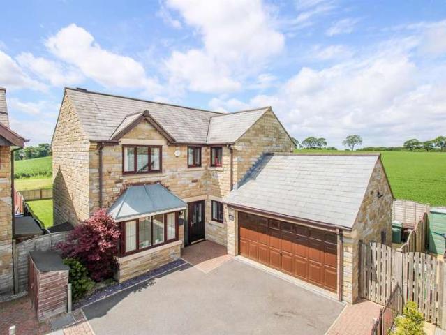 4 Bedroom Detached House