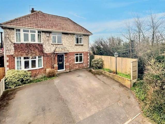 4 Bedroom Detached House