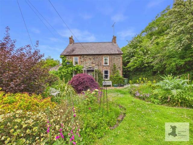 4 Bedroom Detached House
