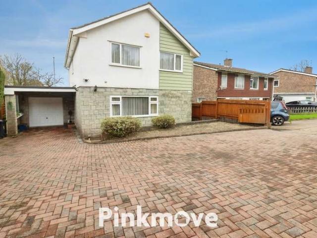 4 Bedroom Detached House