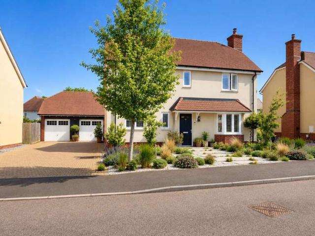 4 Bedroom Detached House