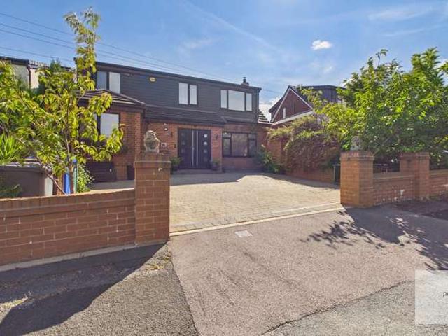 4 Bedroom Detached House