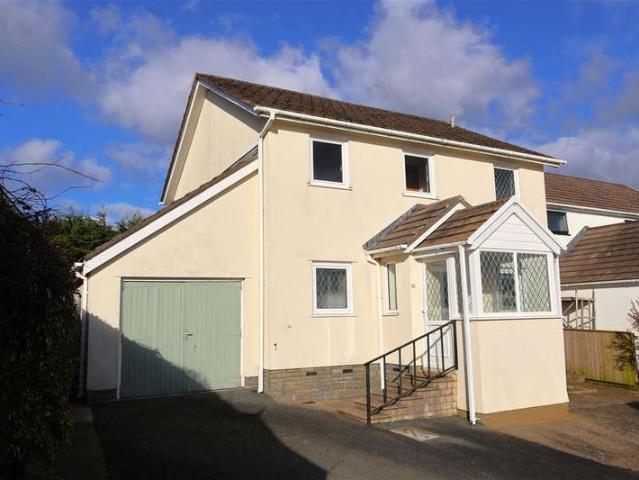 4 Bedroom Detached House