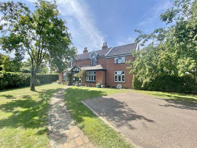 4 Bedroom Detached House