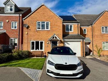 4 Bedroom Detached House
