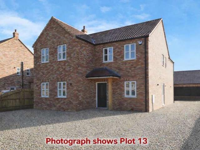 4 Bedroom Detached House