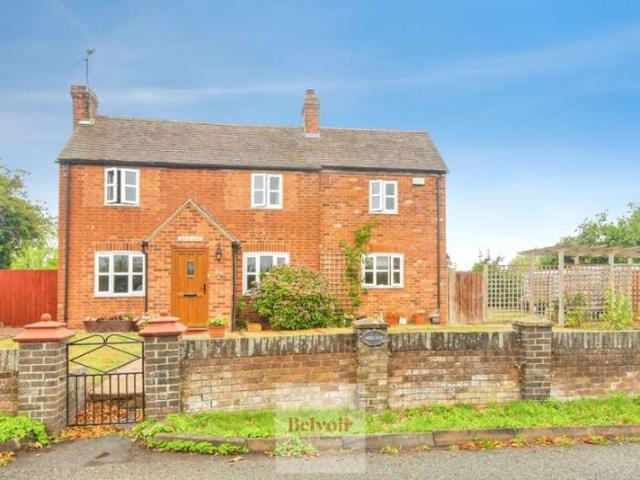 4 Bedroom Detached House