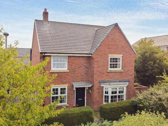 4 Bedroom Detached House