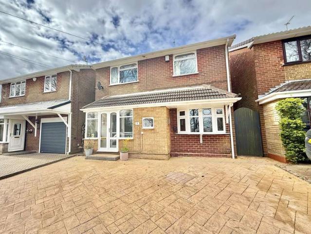 4 Bedroom Detached House