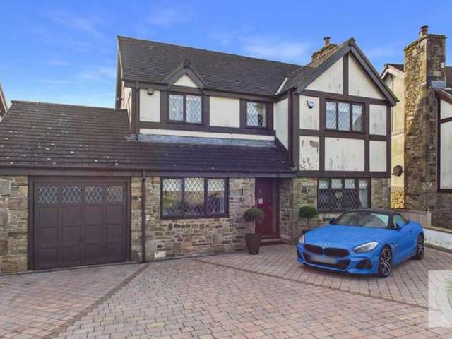 4 Bedroom Detached House