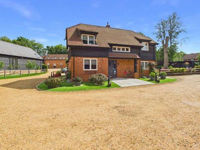 4 Bedroom Detached House