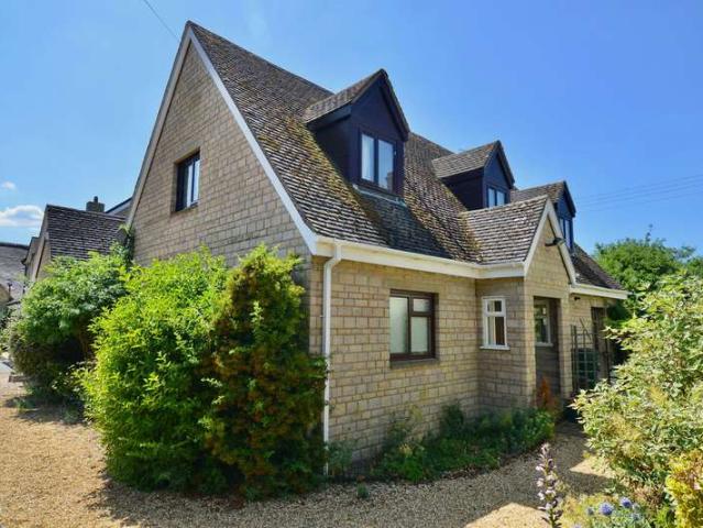 4 Bedroom Detached House
