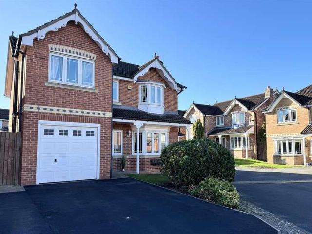 4 Bedroom Detached House