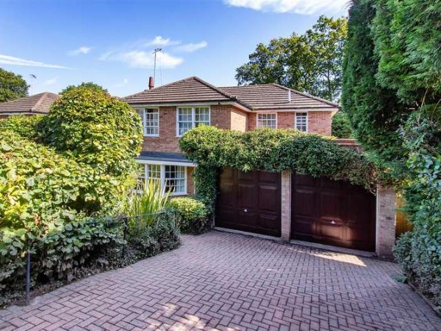 4 Bedroom Detached House