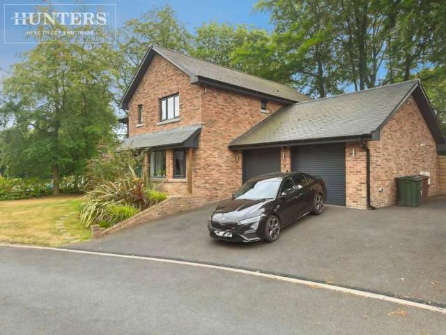 4 Bedroom Detached House
