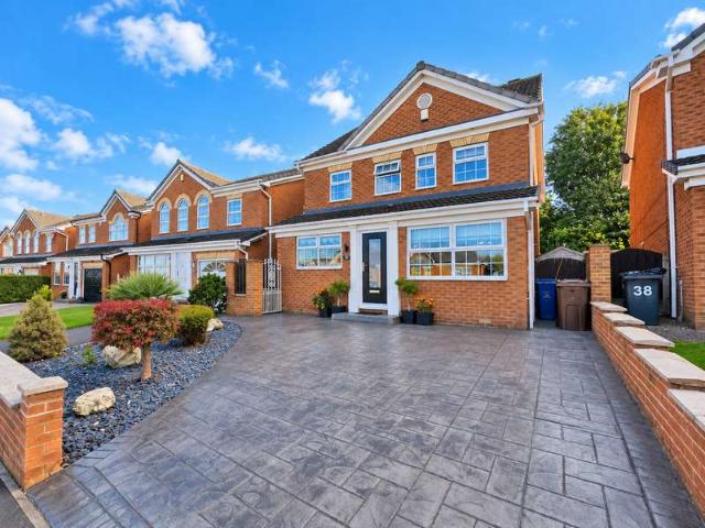 4 Bedroom Detached House