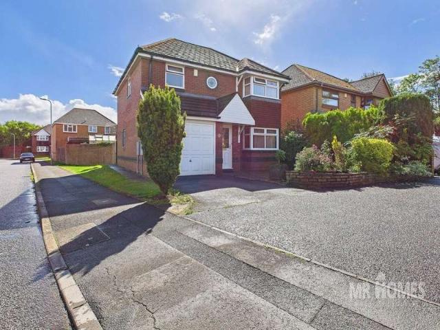 4 Bedroom Detached House