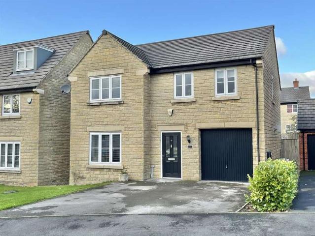 4 Bedroom Detached House