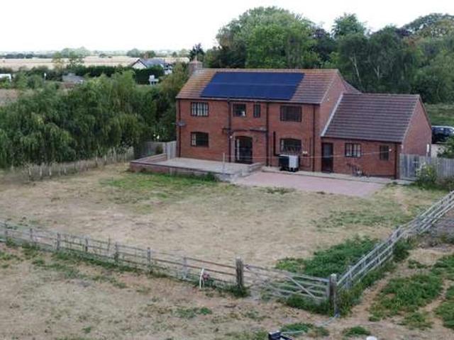 4 Bedroom Detached House