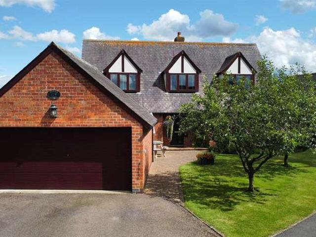 4 Bedroom Detached House
