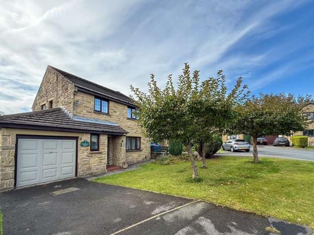 4 Bedroom Detached House