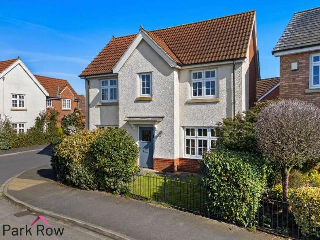 4 Bedroom Detached House