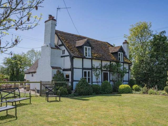 4 Bedroom Detached House