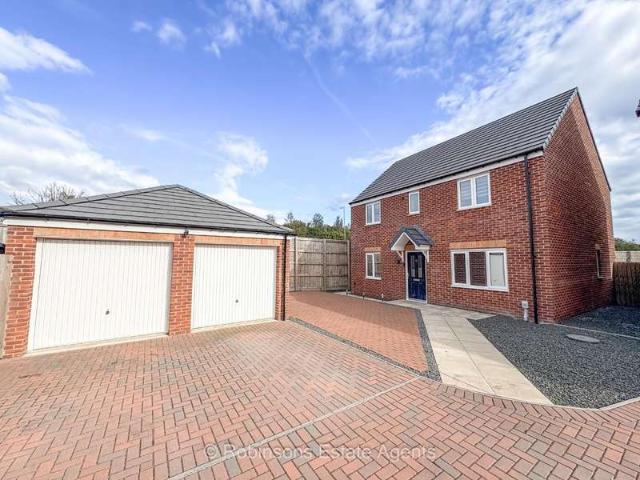 4 Bedroom Detached House