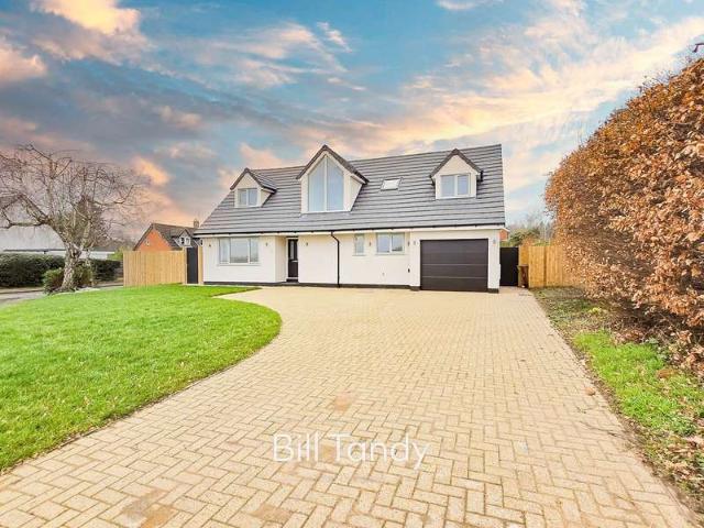4 Bedroom Detached House
