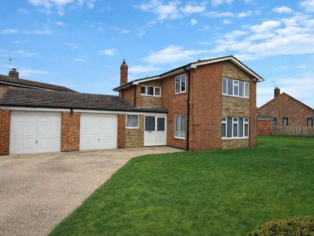 4 Bedroom Detached House
