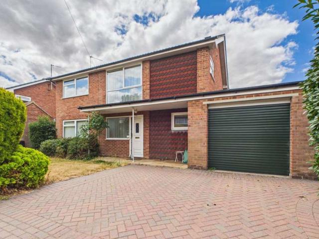 4 Bedroom Detached House