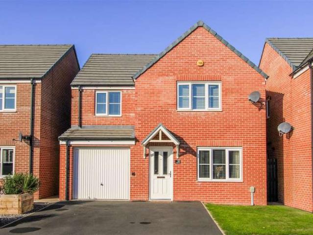 4 Bedroom Detached House