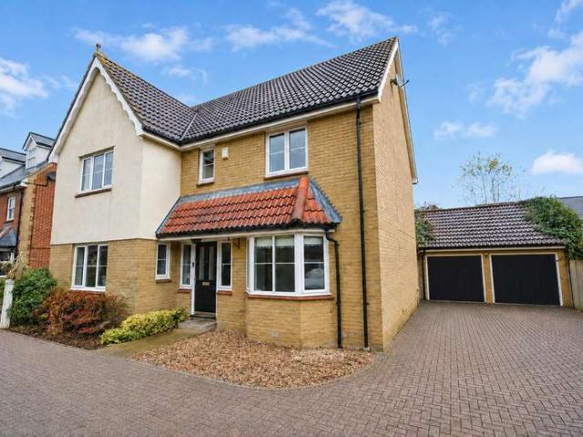 4 Bedroom Detached House